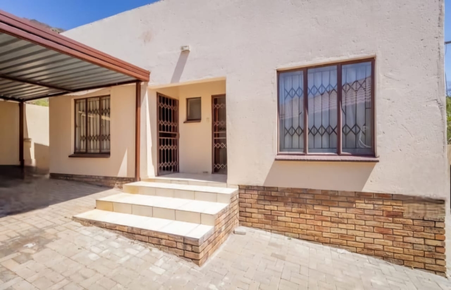 3 Bedroom Property for Sale in Tlhabane West North West